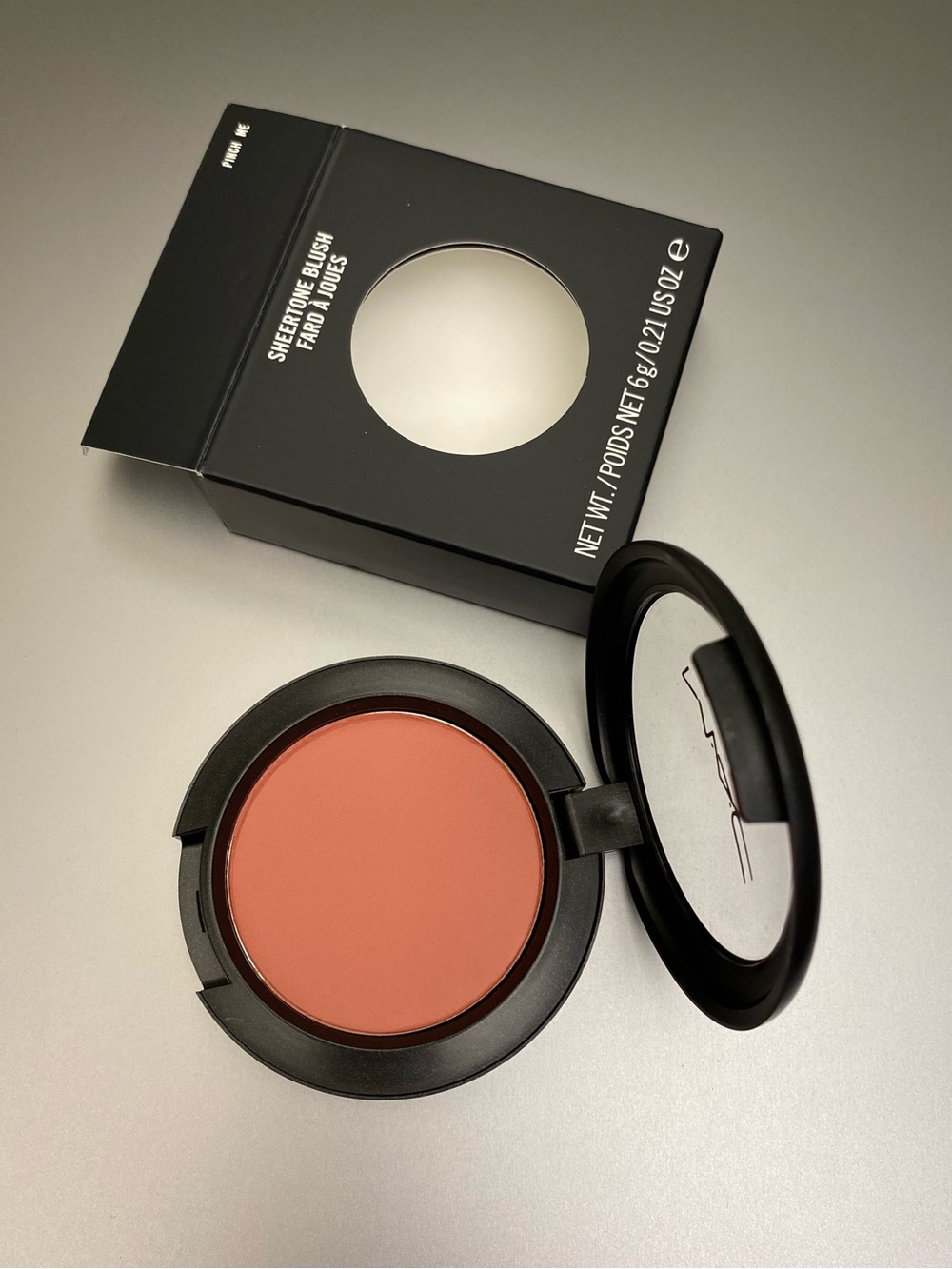 MAC “Pinch Me” Sheertone Blush - Picture 3 of 3